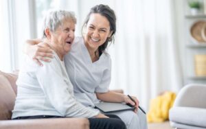 Kurzzeitpflege und 24 Stunden Pflege Vergleich